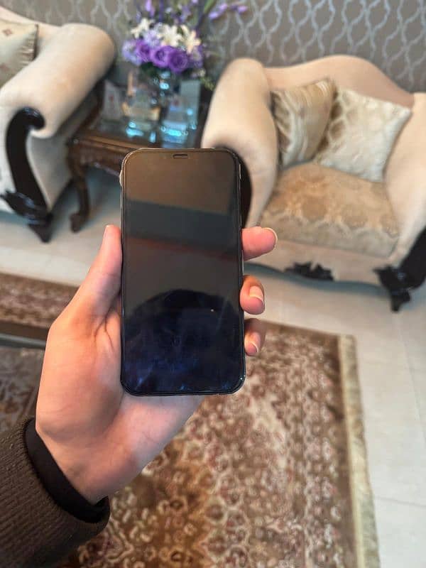 Iphone 13 Non Pta  128Gb Icloud lock midnight black 10/10 ondition 6