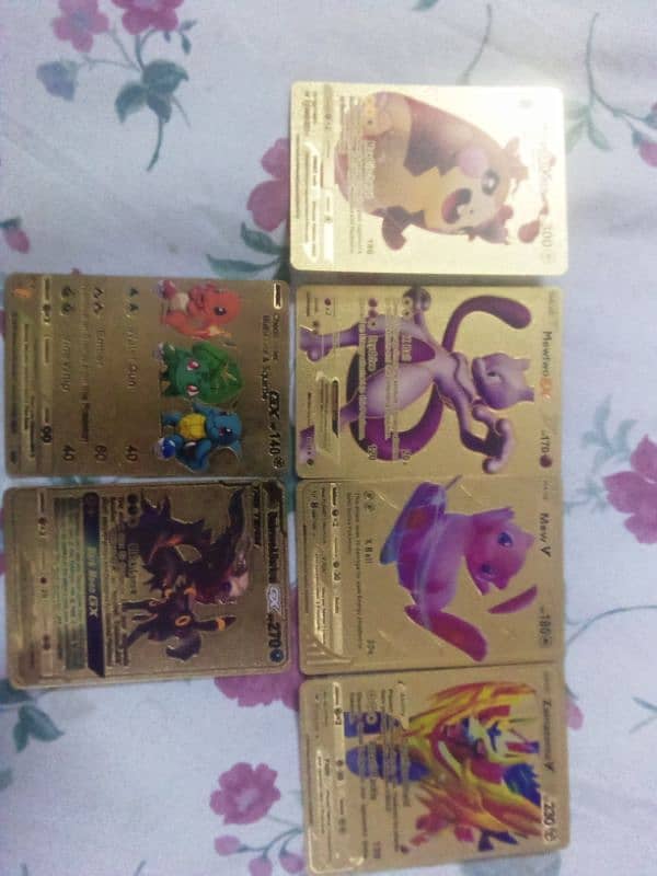 Gold Pokemon cards Charizard 0