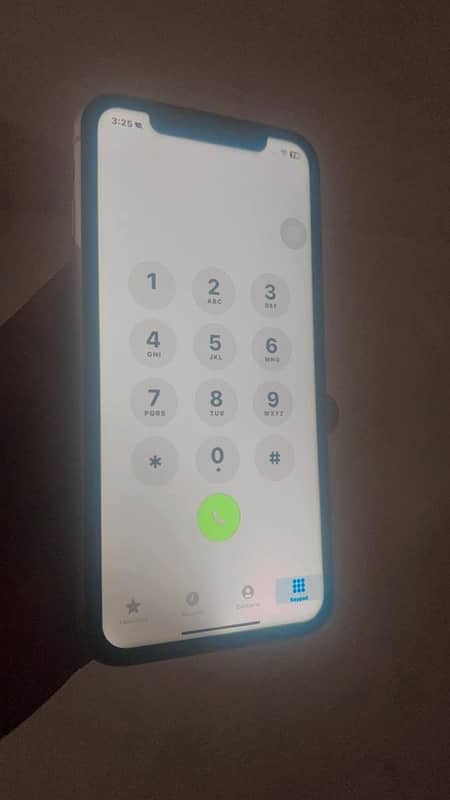 iphone 11 white color 2