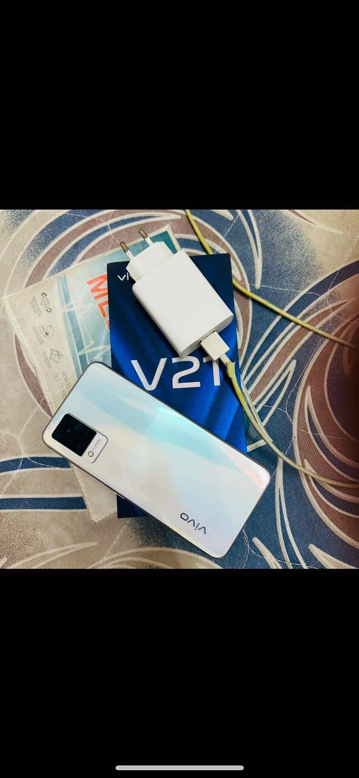 Vivo v21 10 by 10 condition with complete accessories 0