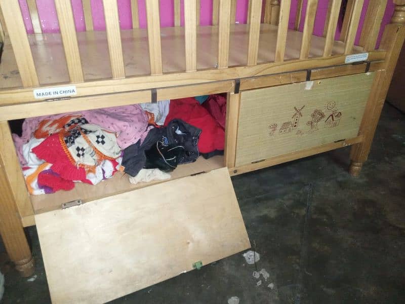 baby bed with ceban 2