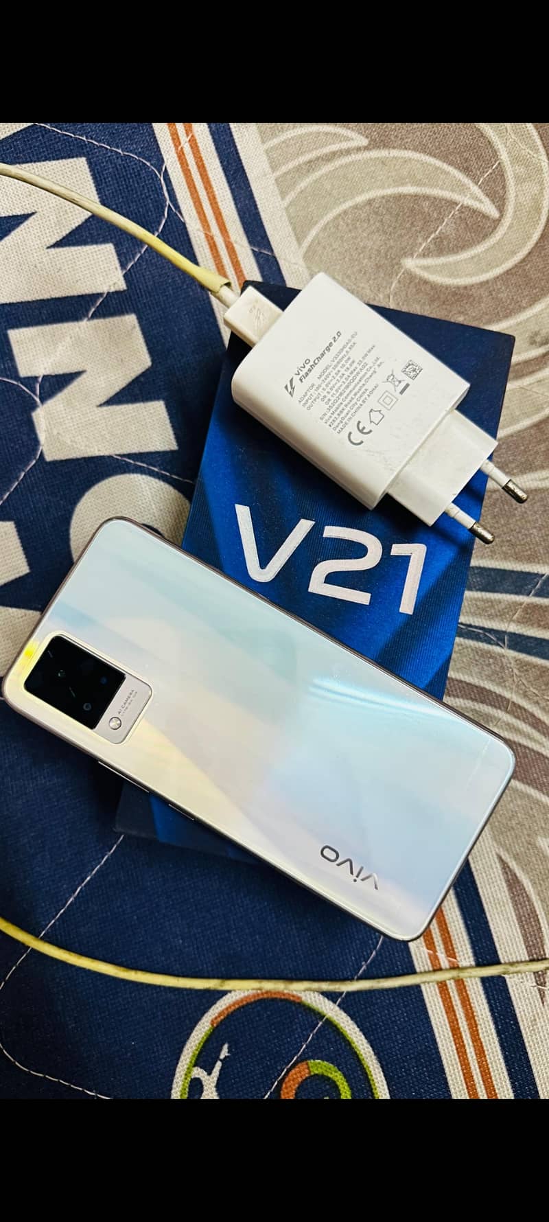 Vivo v21 10 by 10 condition with complete accessories 8