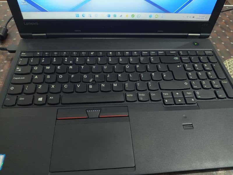 Linovo i5 7th generation Thinkpad L570 just like new 0