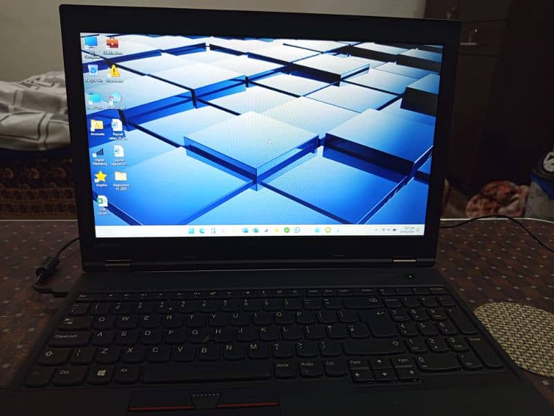 Linovo i5 7th generation Thinkpad L570 just like new 1