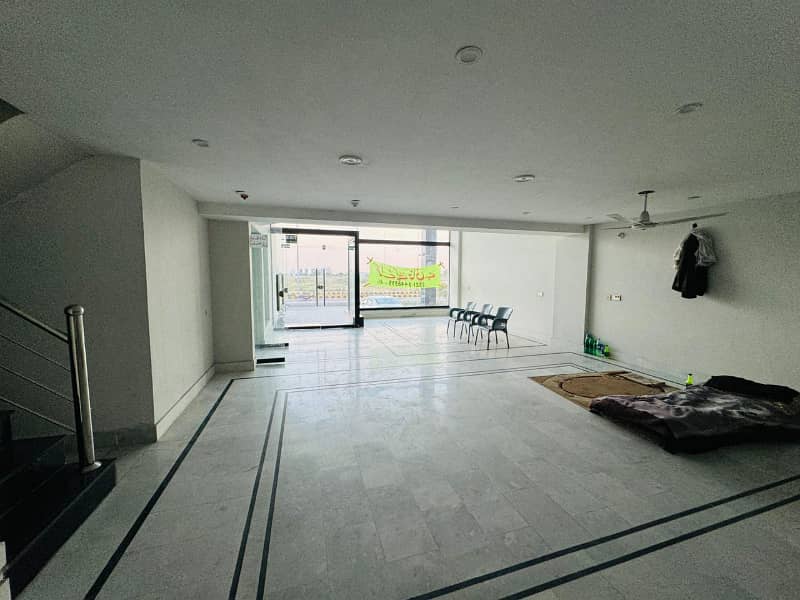 8 Marla Floor available for rent in DHA Phase 3 4