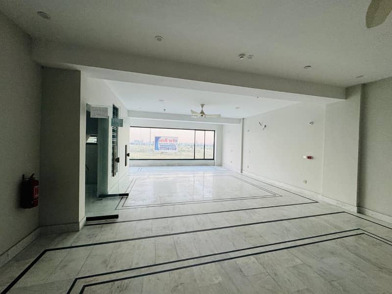 8 Marla Floor available for rent in DHA Phase 3 10