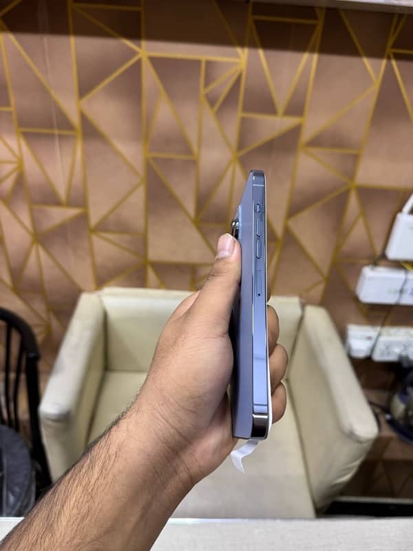 iPhone 13 Pro Max 256gb Pta approved 1