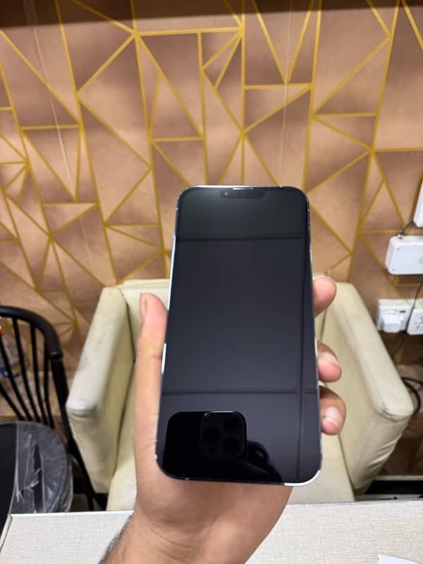 iPhone 13 Pro Max 256gb Pta approved 5