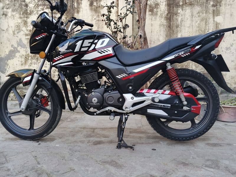 Honda 150f 23/24 model all Panjab registered 11