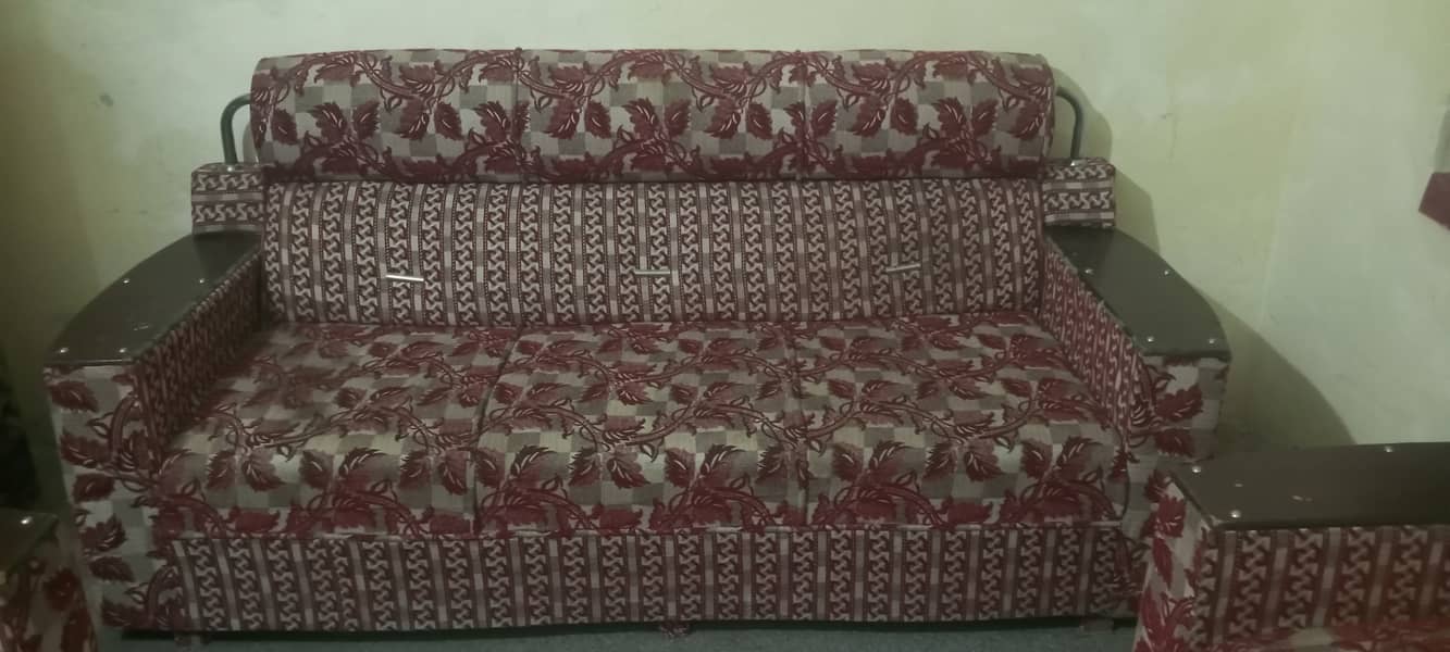 5 Seater sofa 1