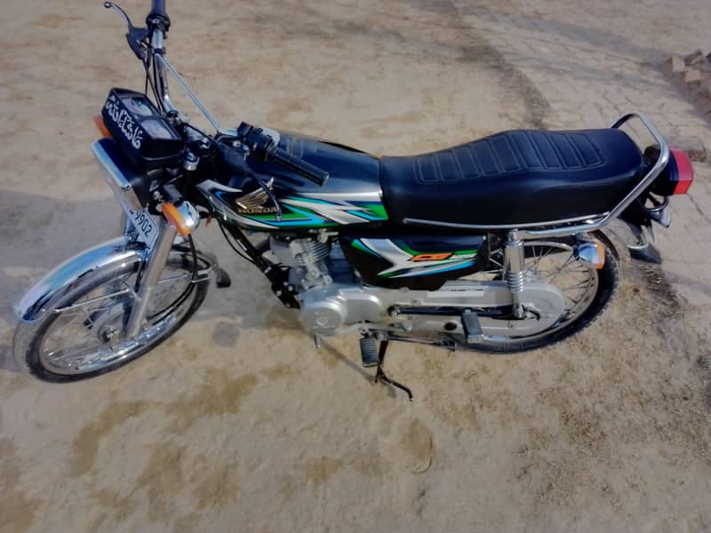 Honda CG 125 2022 3