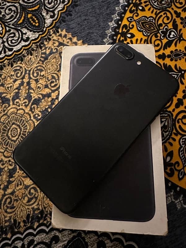 iPhone 7 plus pta approved 0