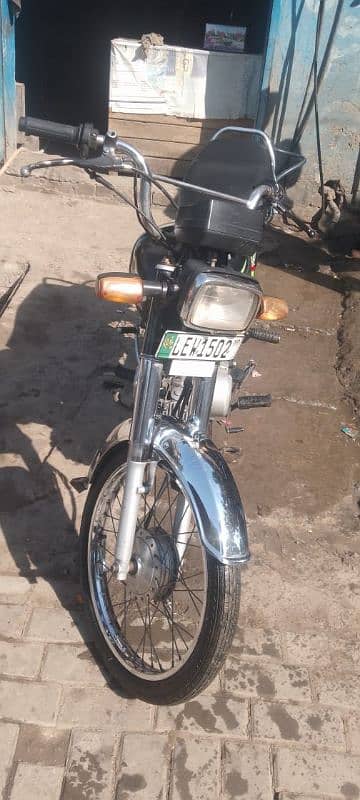 Honda CD70cc black mint condition 1