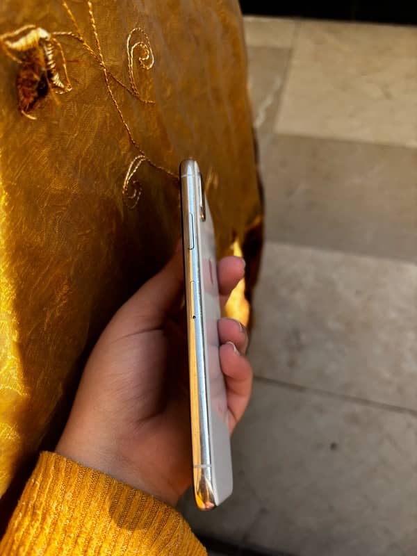 iphone X 64 GB PTA approved 3