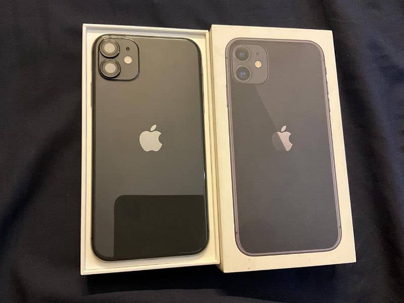 iPhone 11 128 approved (both sims) with box 0