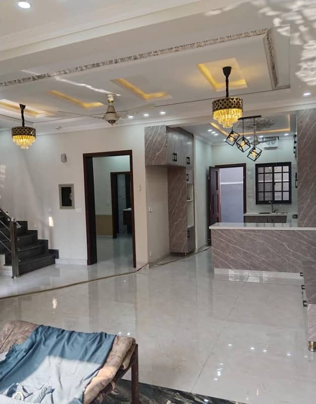 6 Marla Used House For Sale In Sector E Bahria Town Lahore 2