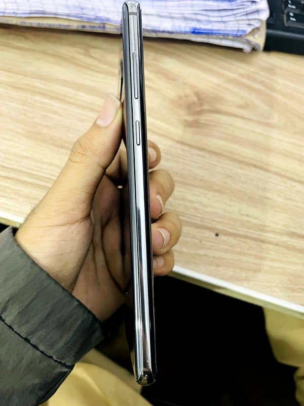 Samsung s10 plus dual Pta Approved 4