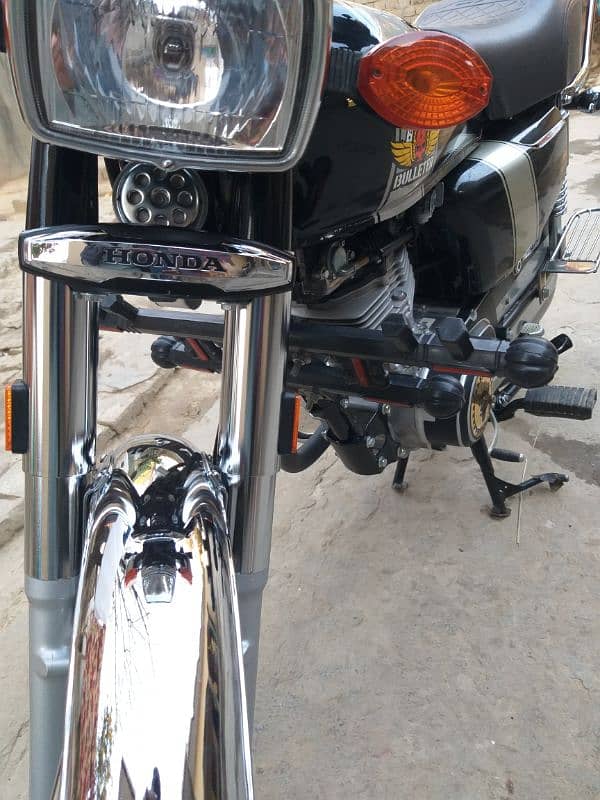 Honda 125 for sale model 2024 Islamabad num on my name 8