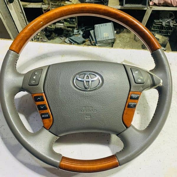 Toyota crown Carbon fiber steering available 2