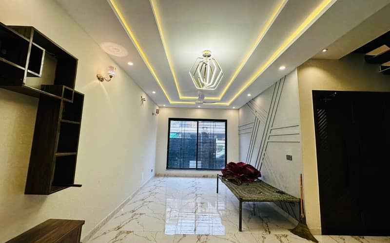 5 Marla luxury Modern House available For Sale In Paragon City Lahore 3