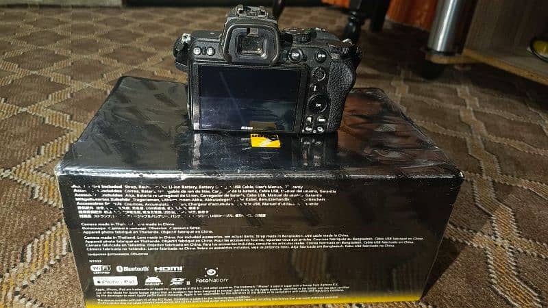 Selling my nikon z5 condition 10/10 7