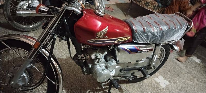 Honda CD 125 special edition 2023/24 0