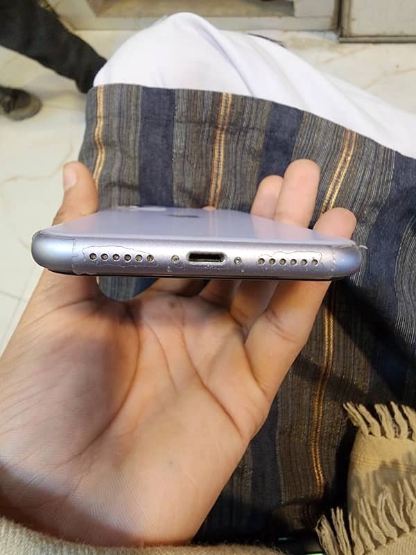 Iphone 11 64 gb jv non pta For sale 8