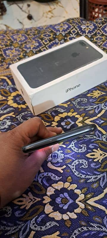 Iphone 7 plus 128 Gb Pta Approved With Box. 1