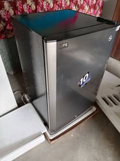 urgent sale mini fridge