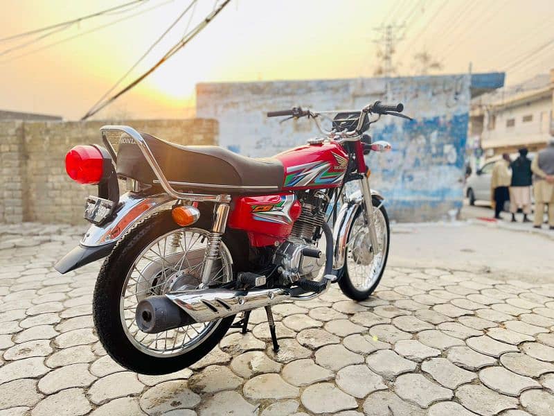 Honda CG125 For Sale Red Color 3