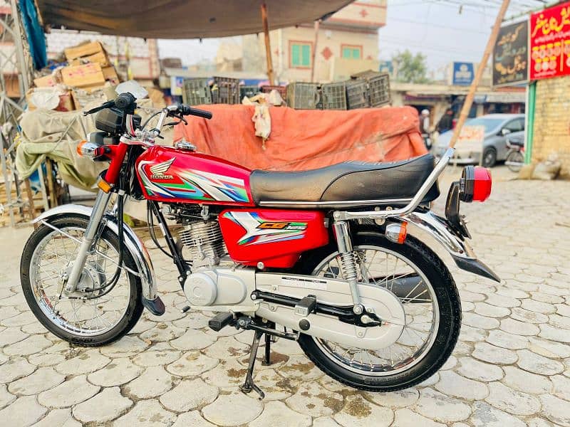 Honda CG125 For Sale Red Color 5