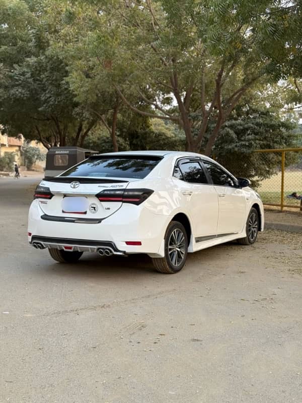 Altis 1.6cc (URGENT PAYMENT NEED) Toyota Corolla Altis 2017 model 2018 4