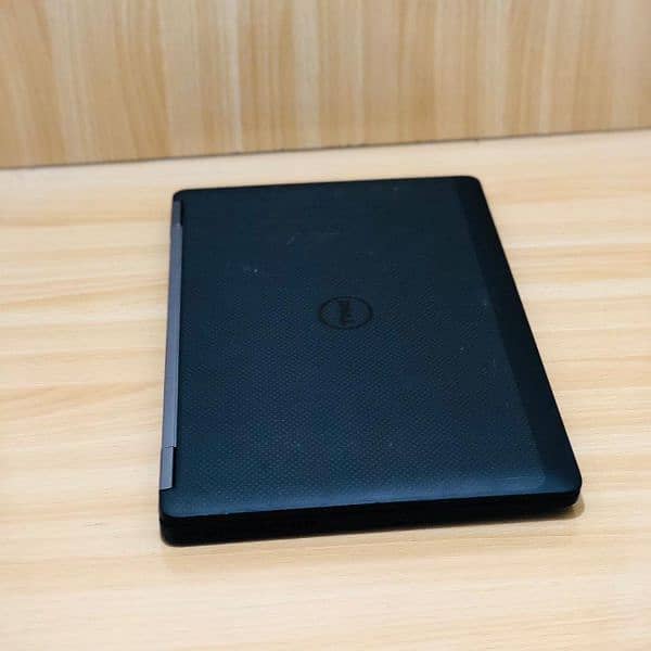 Dell Latitude 7470 Laptop for sale 1