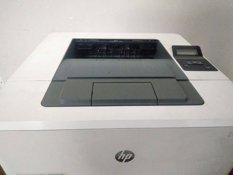 Printer HP LaserJet Pro M402dn 1