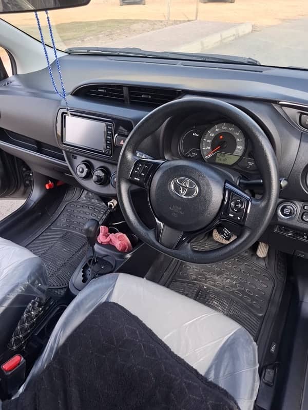 Toyota Vitz 2017 9