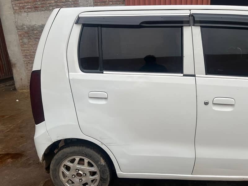 Suzuki Wagon R 2018 5