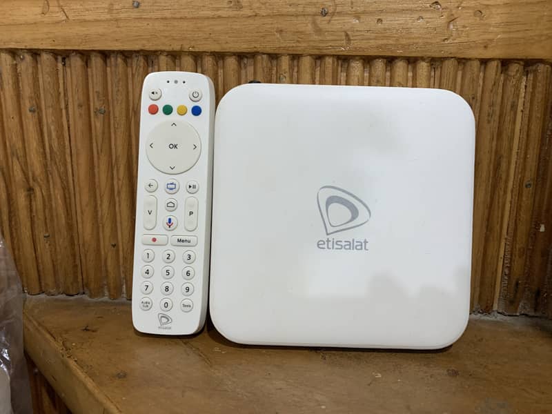 Etisalat Android Smart TV Box 0