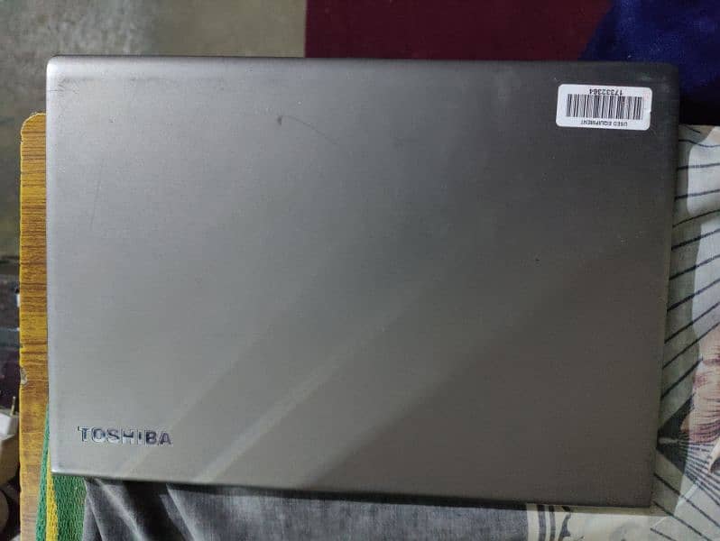 Toshiba z 30 c / core i 5  4 th gen laptop 8/128 1