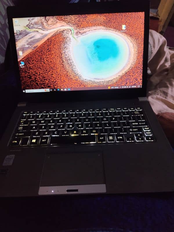 Toshiba z 30 c / core i 5  4 th gen laptop 8/128 7