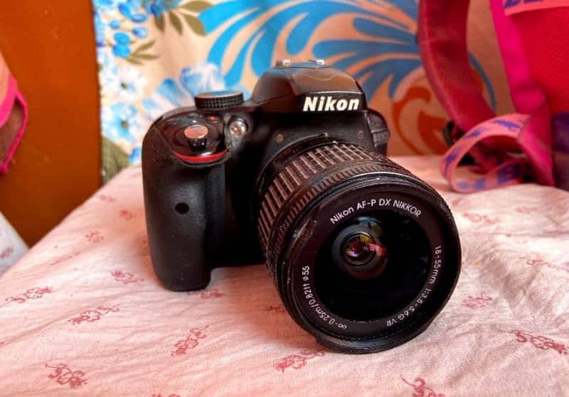 Nikon 3300d  all OK 2 lens hai 2