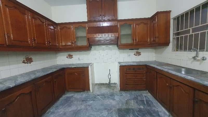 Fazlia Shahjamal 6 Marla 3. bed house For Sale Hotest Location of Fazlia Colony 1