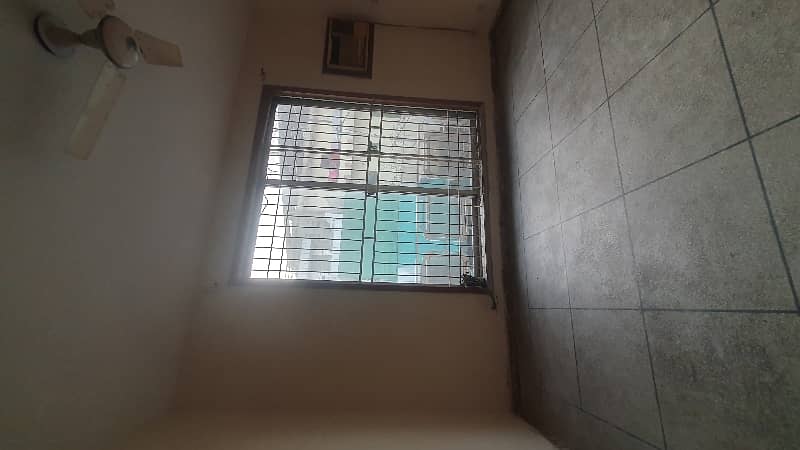 Fazlia Shahjamal 6 Marla 3. bed house For Sale Hotest Location of Fazlia Colony 16