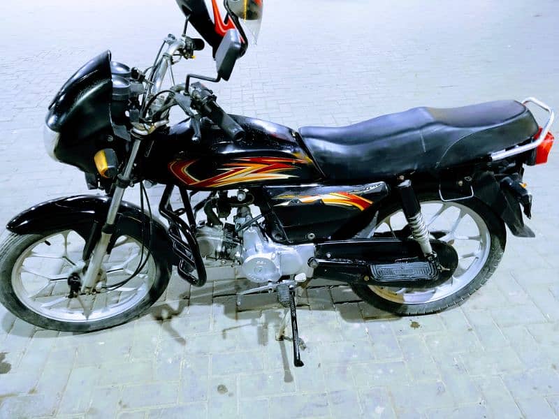 Super Star 100 Model 2021 Self Start Bike 2