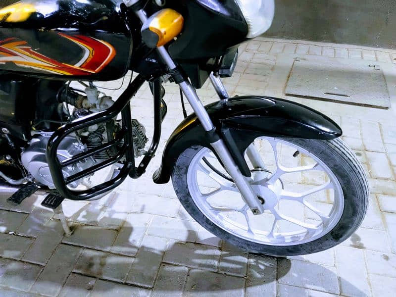 Super Star 100 Model 2021 Self Start Bike 6