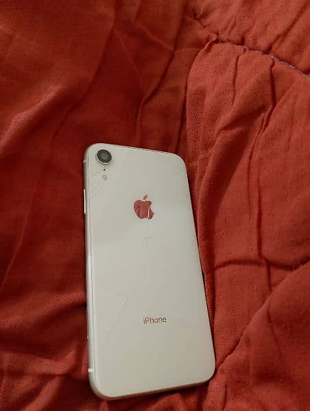 iPhone XR 64 GB factory unlock 1