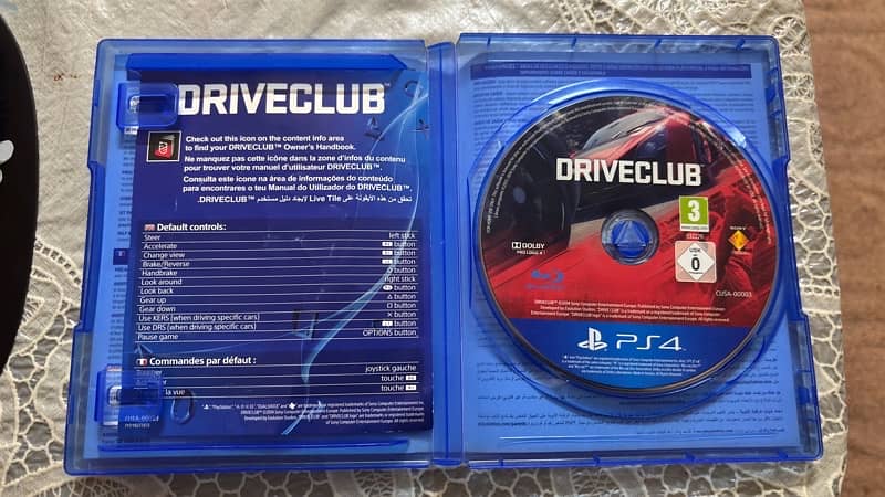 PS4(FAT),original controller and a free game (DRIVE CLUB) 7