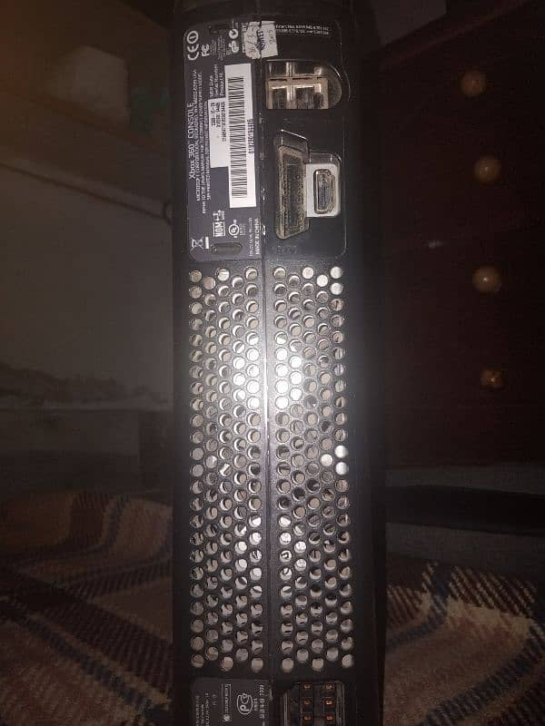 good condition 10 by 10 120GB HDD 5