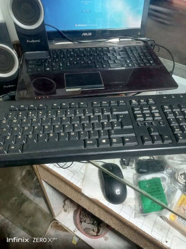 4GB RAM 80GB Hard Audionic Sapeker keyboard kam nai karta 1