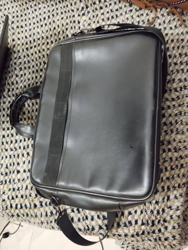 GENUINE HP SHOULDER BAG LEATHER 1