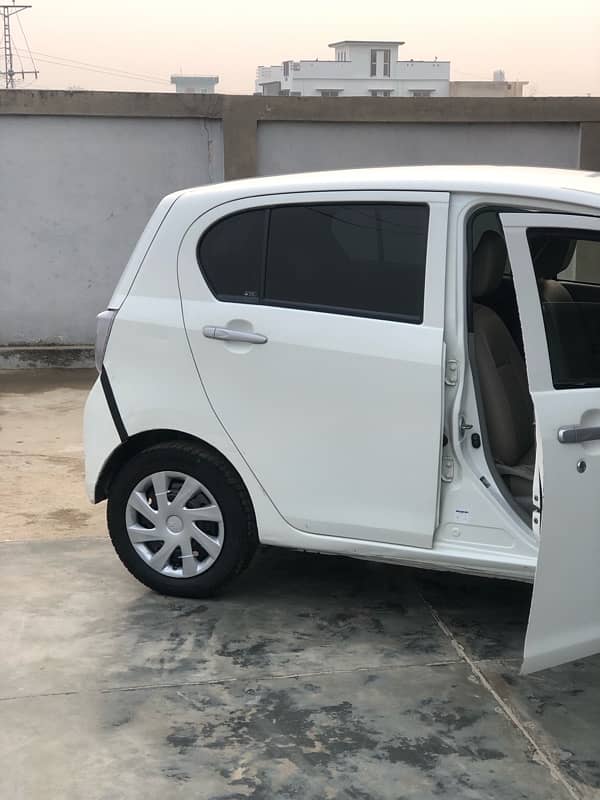 Daihatsu Mira 2014 2